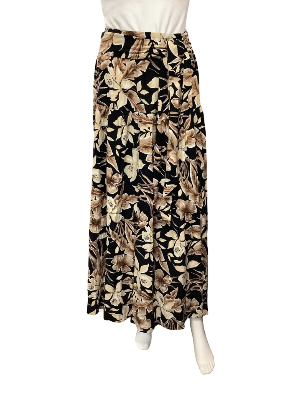 The Great. Floral Print Maxi Length Skirt Size: 1